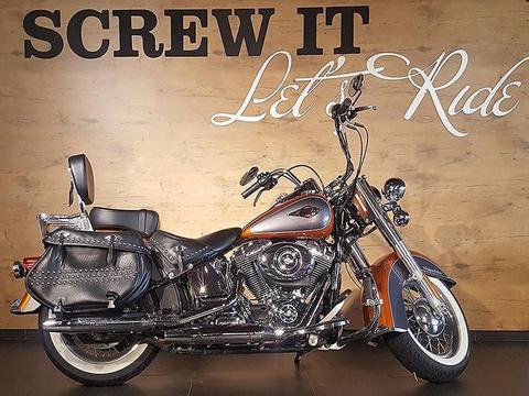 2015 Harley Davidson FLSTC Softail Heritage Classic FLSTC 2-Tone