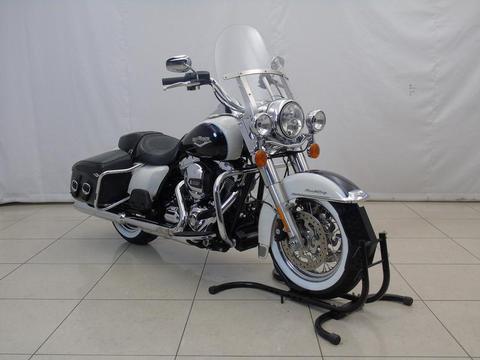 2016 Harley Davidson Touring FLHR Road King