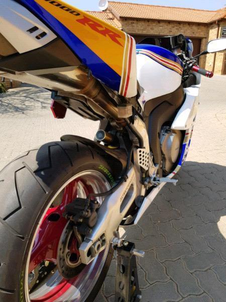 2004 honda cbr 1000 rr fireblade