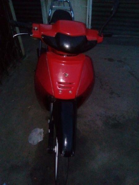 Vuka 125 cc For Sale R3000 All papers in Order