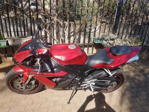 Yamaha R1 Exup beltabox