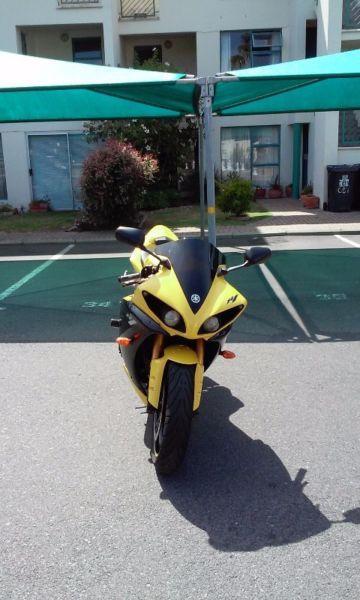 2010 Yamaha YZF-R1 special ed.1ition power commander quickshifter autotuner low kms R106000,00 neg