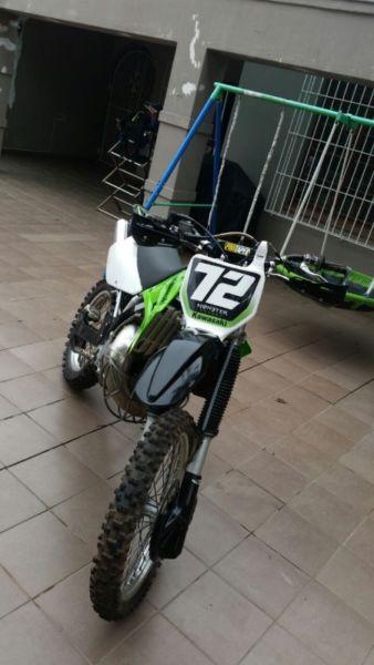Kawasaki KDX 200 | Excellent Condtion, with Many Extras!