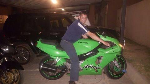Not the R, But Still Awesome- 92 Ninja ZX-7 - Rare 
