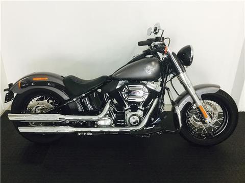 Harley-Davidson Softail Slim - METALHEADS MOTORCYCLES