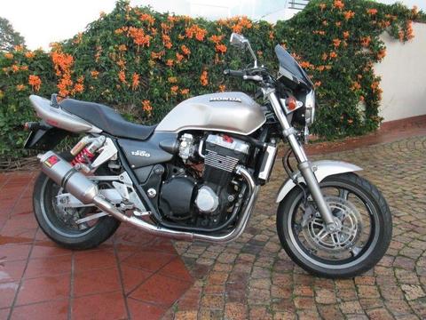 Honda CB1300 Super Four