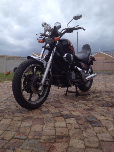 1985 Kawasaki VZ 750 TWIN