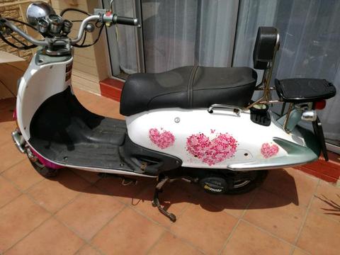 Gomoto scooter for sale