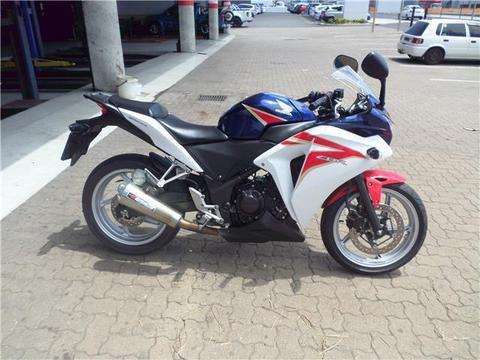 Honda CBR250R