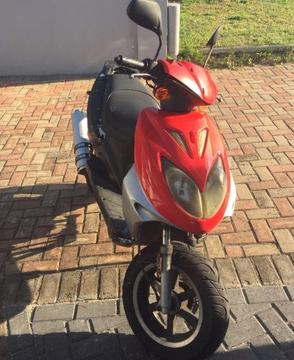 Gomoto Scooter 150cc no papers