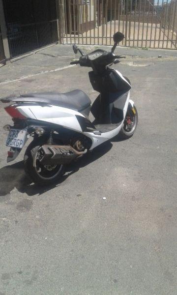 Motomia scooter 170cc