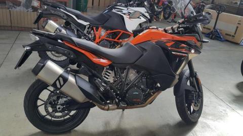 KTM Adv 1090S - Demo Only 1000km on the clock
