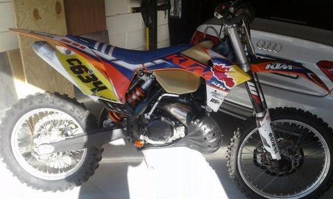 2012 KTM 300 xcw - very clean bike!