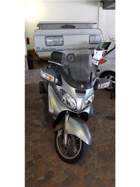 Suzuki Burgman 650 with 58 000km, for sale!