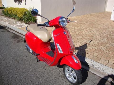 2016 Vespa 150 Primavera ABS - AUTOMATIC - Only 1,600 kms !!!!