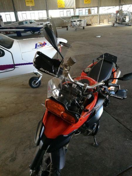 2011 BMW F800 GS (lots of extras)