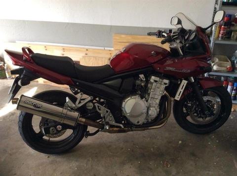 2008 Suzuki Bandit with 30 000 km. Like New Immaculate Mint condition no accidents & Incidents