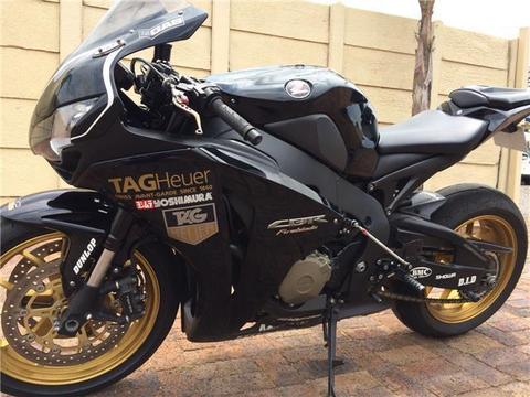 Honda CBR 1000RR Fireblade