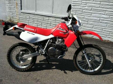 2011 Honda XR650L with 4000 miles. Like New Immaculate Mint condition, no accidents & Incidents