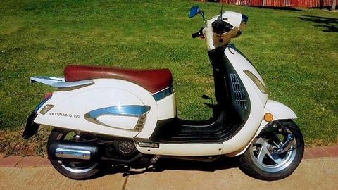 Jonway Veterano *classic look* 150cc Scooter low km & very good condition!