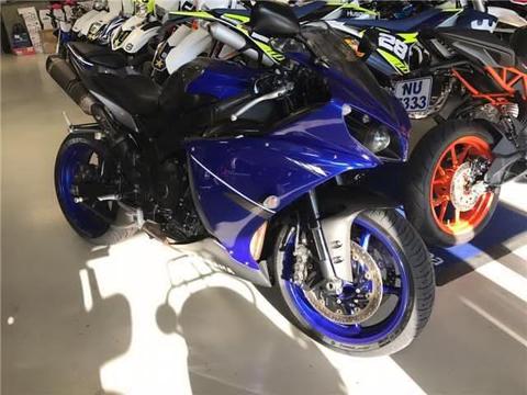2013 YAMAHA YZ-F R1