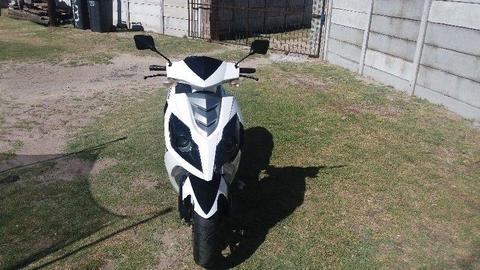 Motomia Java Scooter