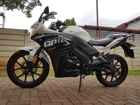 2016 Big Boy GPR 250 (White & Black)