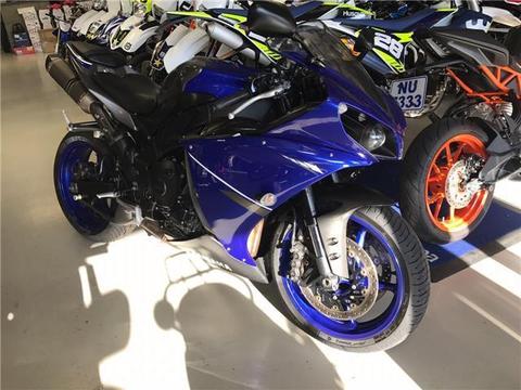 2013 YAMAHA YZ-F R1