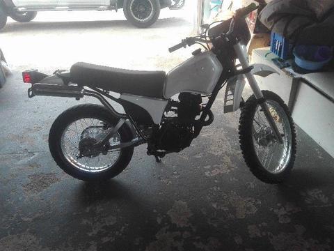 1990 Yamaha XT200