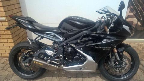 Triumph Daytona 675 2013 ONLY 6980km