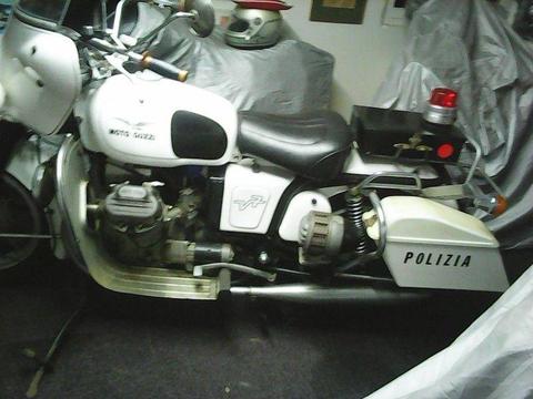 MotoGuzzi Police Bike V700 (((RARE BIKE)))