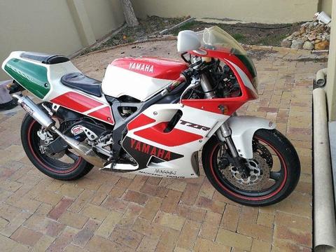 1991 Yamaha TZR 250 3XV-1