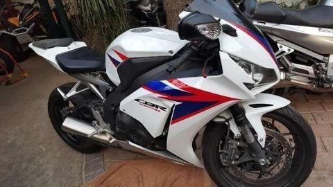 HONDA CBR 1000