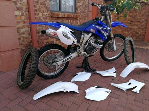 Yamaha yz450f (WITH EXTRAS)