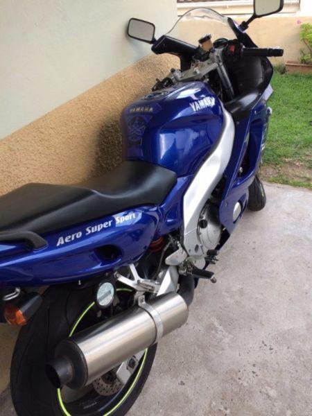 2001 Yamaha YZF 600 Thundercat