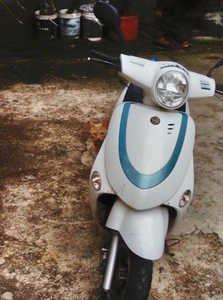 Gomoto Citti 150cc scooter