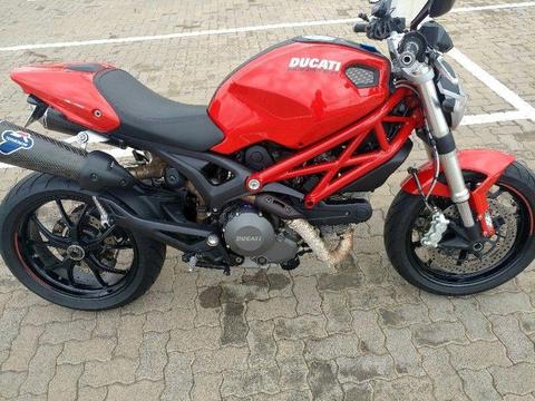 2014 Ducati Monster 796 ABS / Carbon Termignoni Pipes