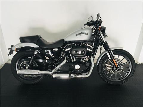 Harley-Davidson Sportster 883 Iron - METALHEADS MOTORCYCLES