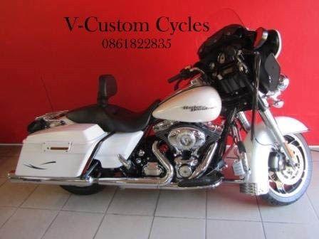 Beautiful Pearl White Streetglide with Lots of Extras!