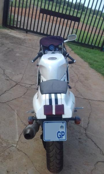 honda vfr 400 strip down or sell complete