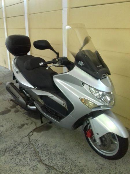 KYMCO 500 XCITING WITH TOP BOX