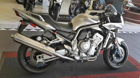 Yamaha FZ 1000 ST Registered 2014 with 3,000Km