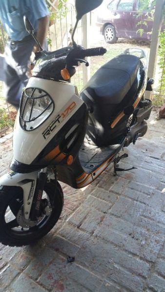 Big Boy RCT 170cc Automatic scooter like brand new