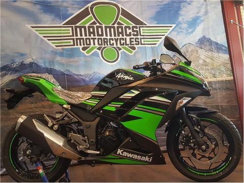 Ninja 300R ABS – 2017, NEW! Grab this SPECIAL OFFER NOW!!!