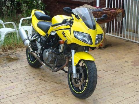 Suzuki SV650S and BMW K1200R for sale