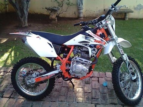 Big Boy Zooka TTR250 on/off road, 2014, Almost brand new, hardly ridden, Bargain!