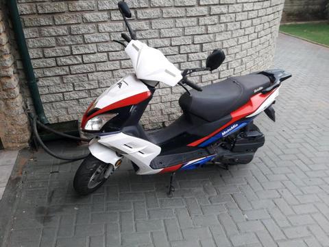 Motomia scooter bike 175cc