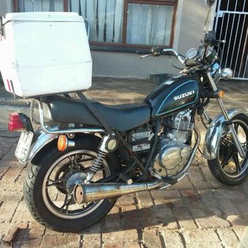 Suzuki gn250