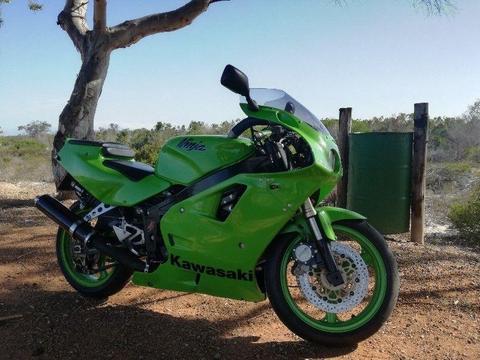 1989 Kawasaki Ninja ZXR 400 h1