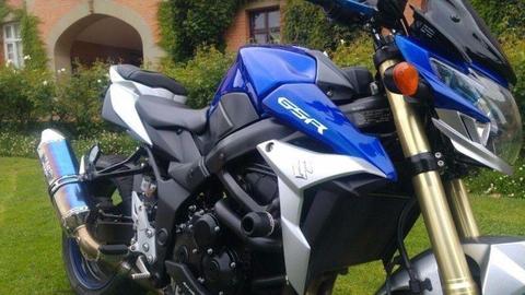 Suzuki GSR-750 2014 in Mint Condition